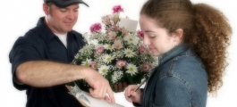 Доставка цветов — лучший способ удивить любимых женщин
